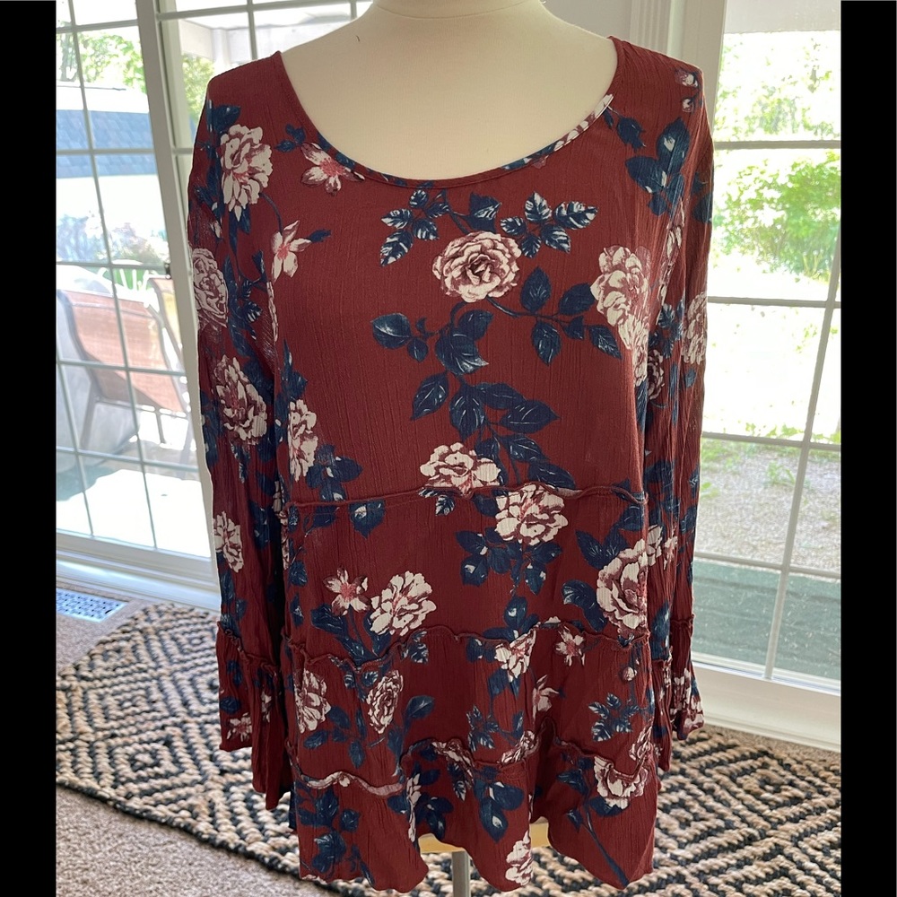 Floral print peasant top